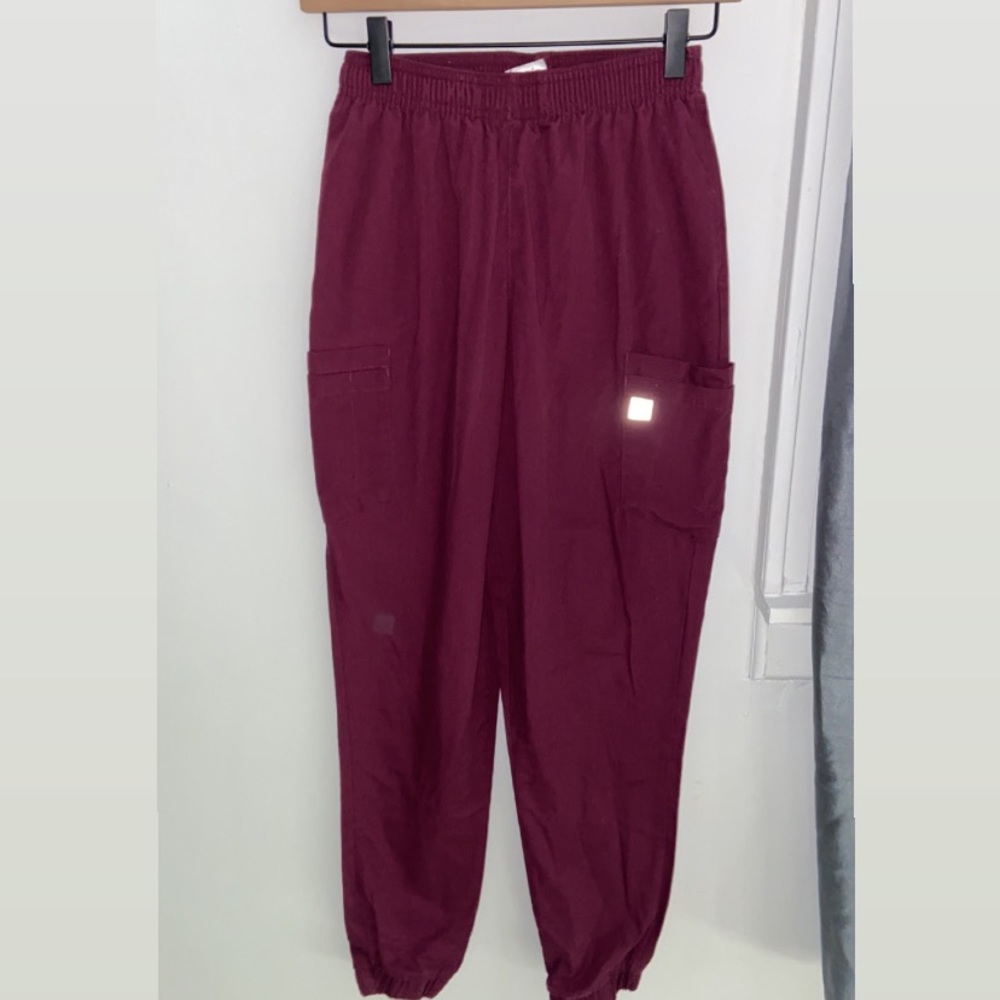 Womens scrubs